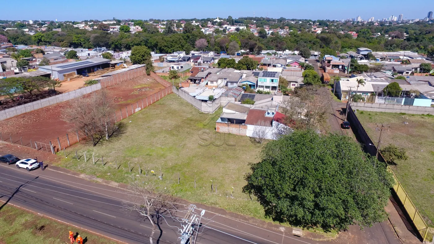 Terreno amplo à venda na Avenida Jules Rimet em Foz do Iguaçu