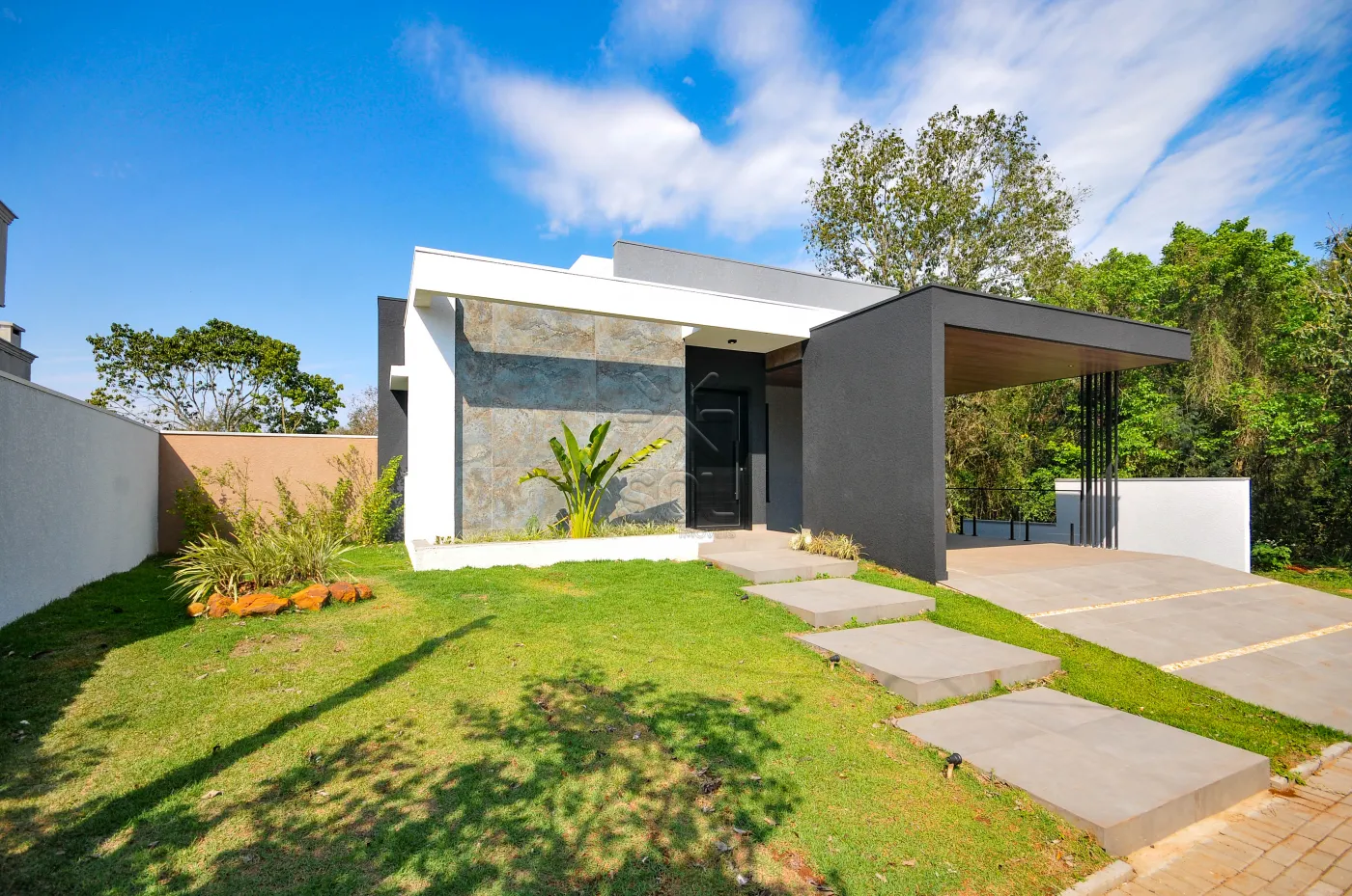 Sobrado de alto padrão à venda no Condomínio Villa Conscientia - Asa Sul em Foz do Iguaçu