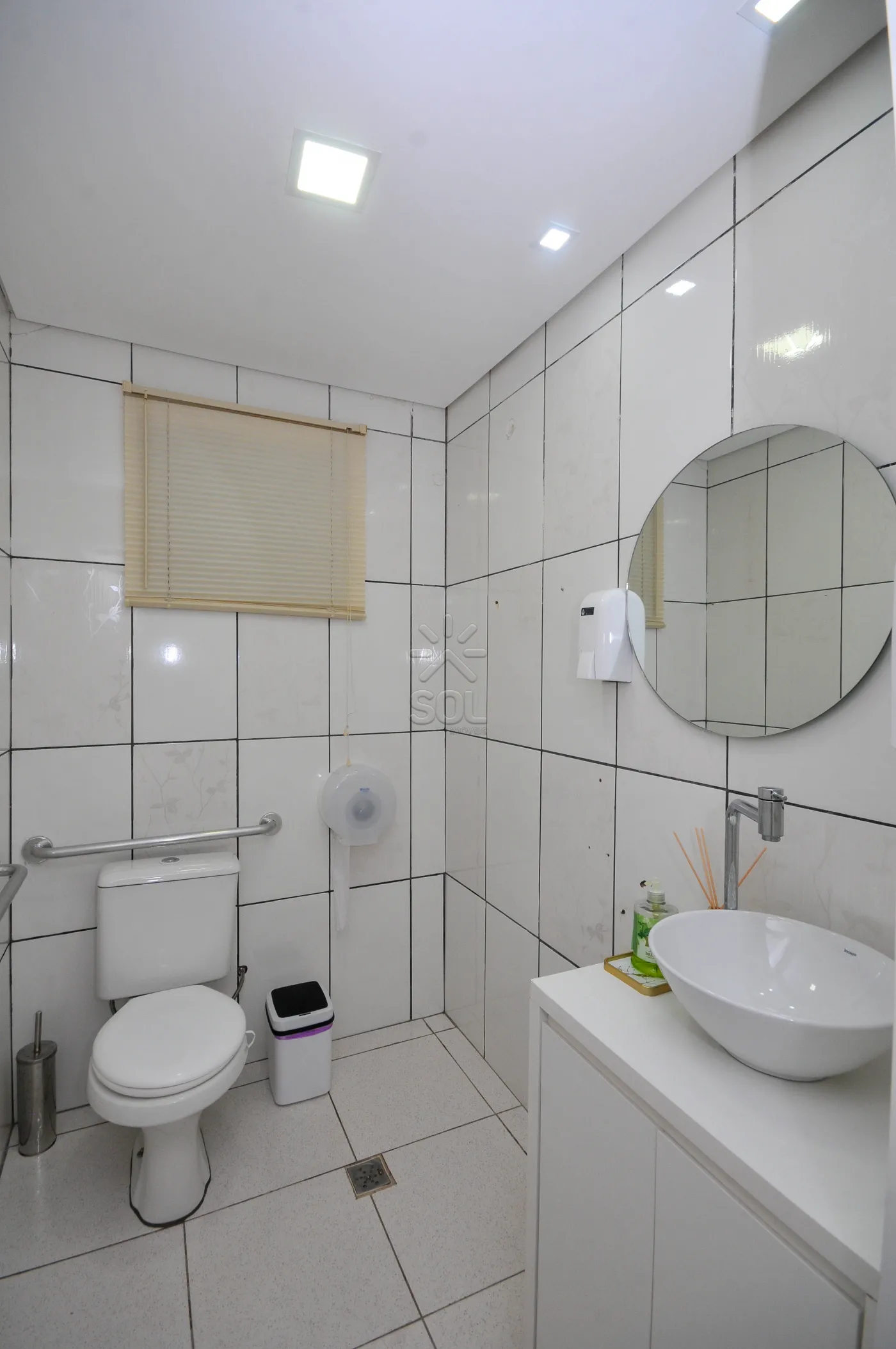 Imóvel espaçoso e versátil à venda no Centro de Foz do Iguaçu