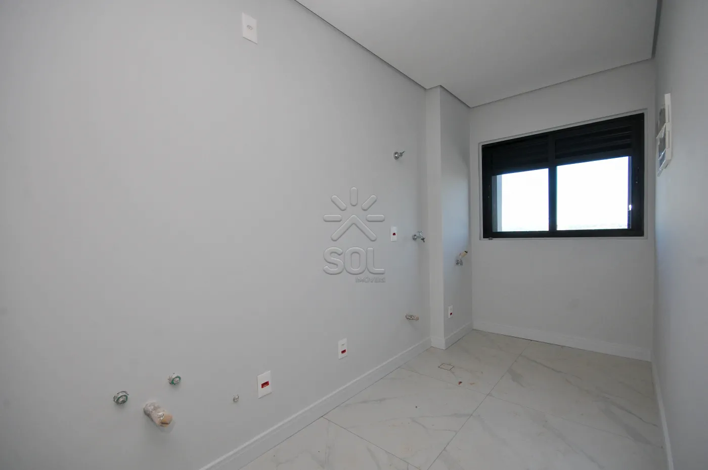 Apartamento à venda, London Tower - Foz do Iguaçu/PR