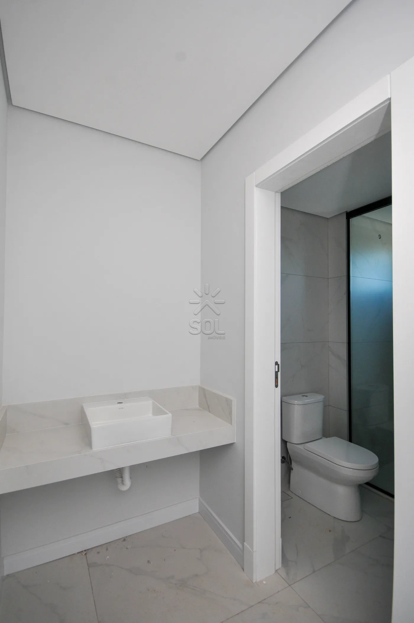 Apartamento à venda, London Tower - Foz do Iguaçu/PR