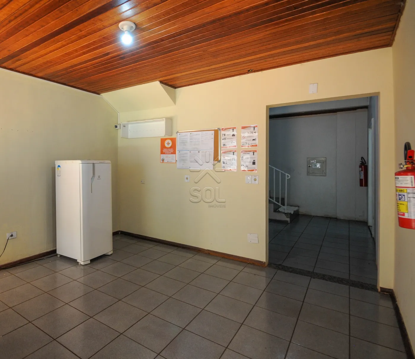 Prédio com estrutura para Pousada à venda no Maracanã - Foz do Iguaçu/PR