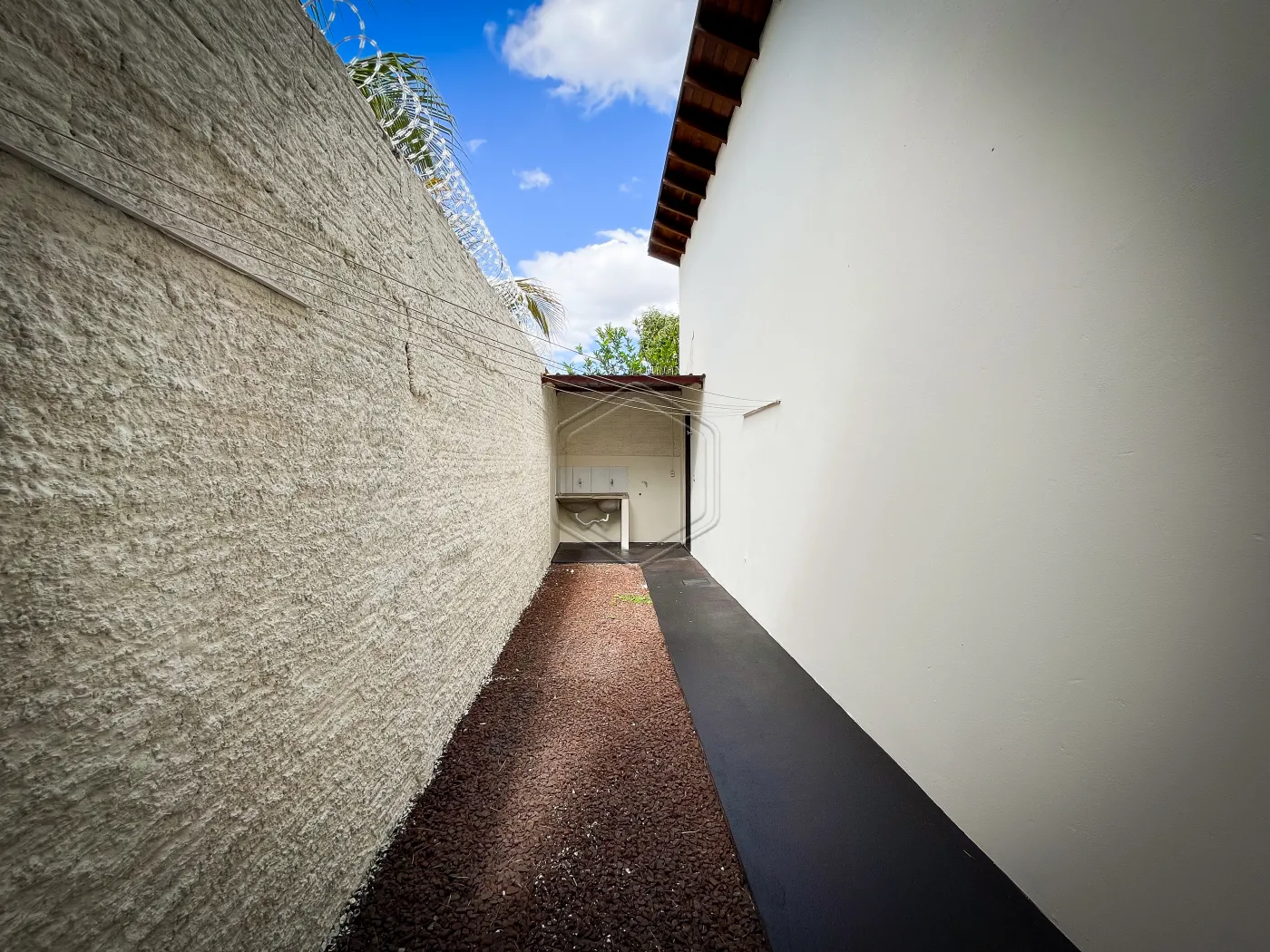 Alugar Casa Residencial / Padr&atilde;o em Dourados R$ 1.500,00 - Foto 7