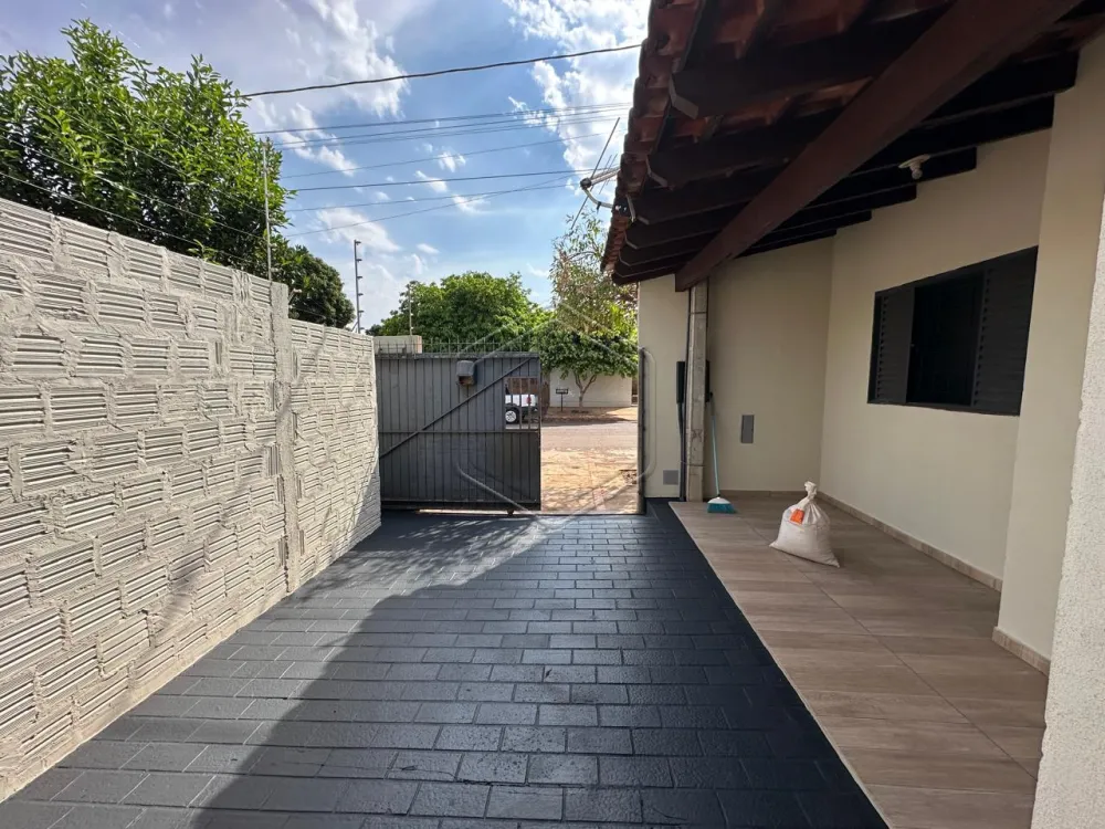 Alugar Casa Residencial / Padr&atilde;o em Dourados R$ 1.350,00 - Foto 9