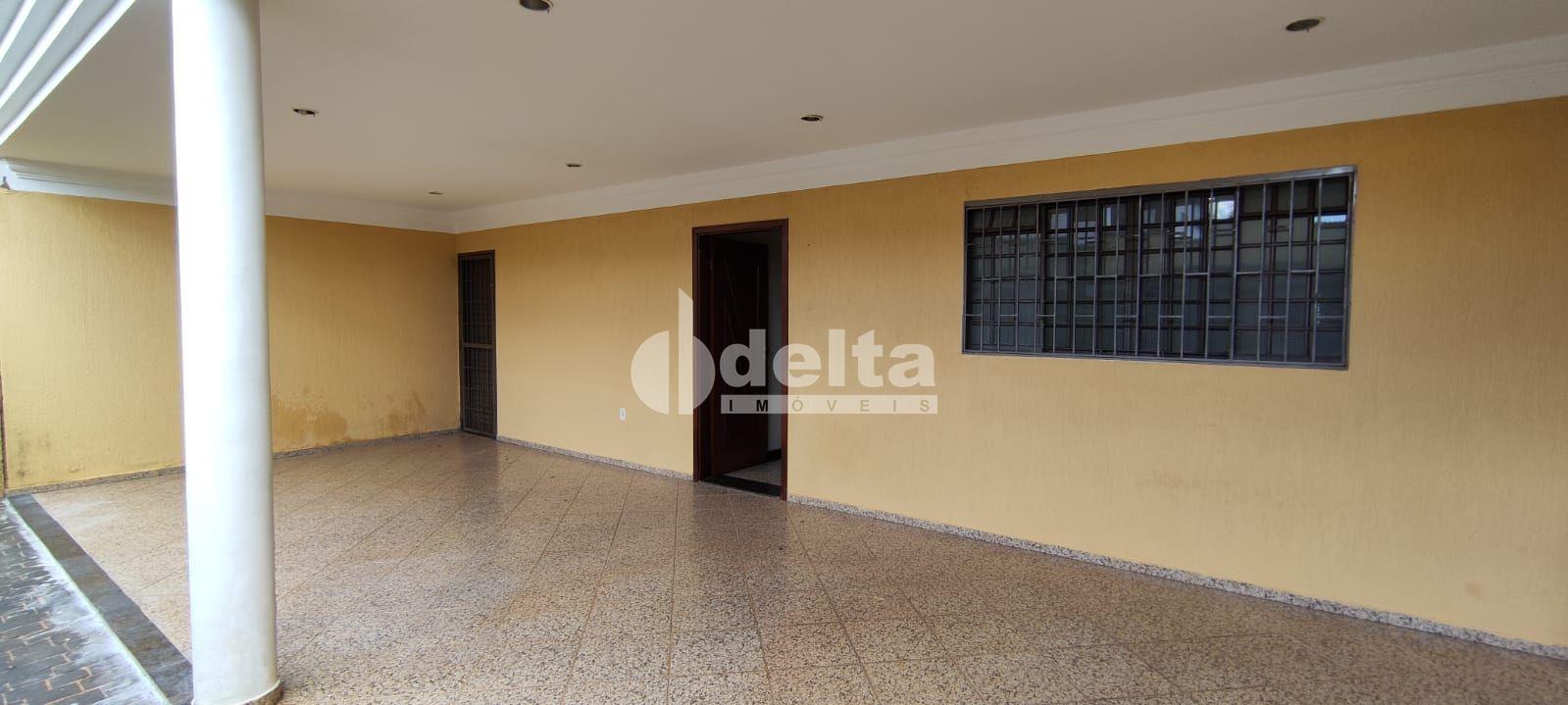 Comprar Casa Residencial / Padr&atilde;o em Uberl&acirc;ndia R$ 830.000,00 - Foto 24