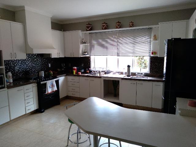 Alugar Casa Residencial / Padr&atilde;o em Uberl&acirc;ndia R$ 8.000,00 - Foto 11