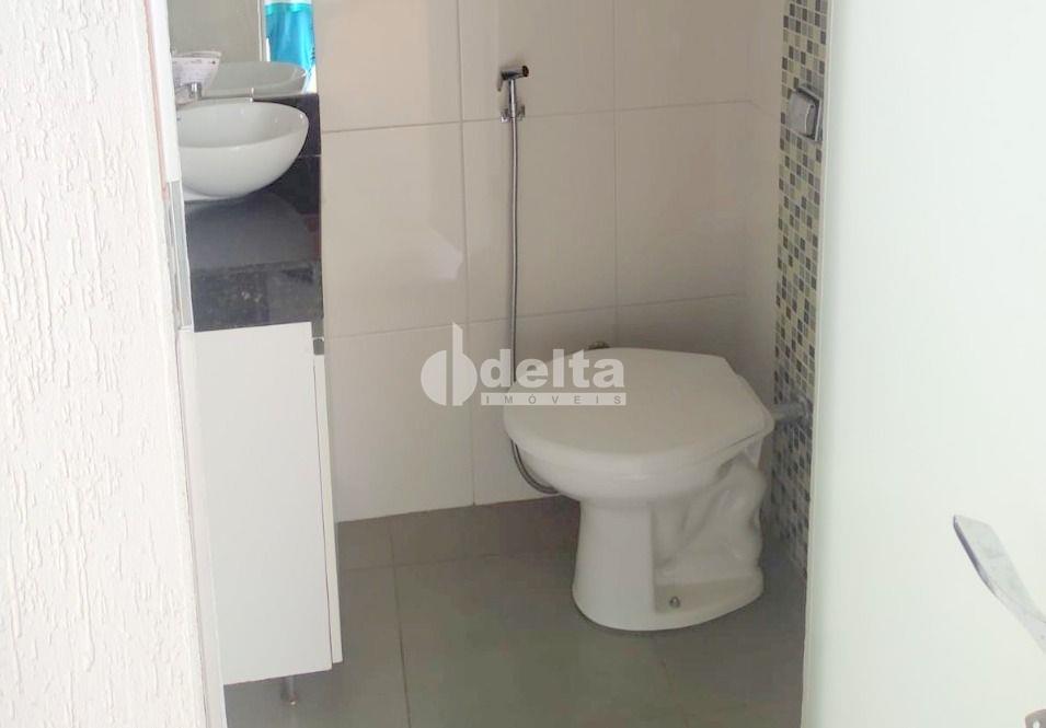 Comprar Casa Residencial / Padr&atilde;o em Uberl&acirc;ndia R$ 650.000,00 - Foto 14