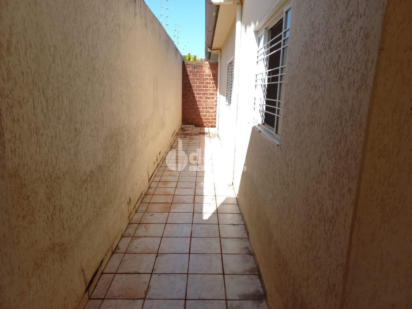 Comprar Casa Residencial / Padr&atilde;o em Uberl&acirc;ndia R$ 660.000,00 - Foto 15