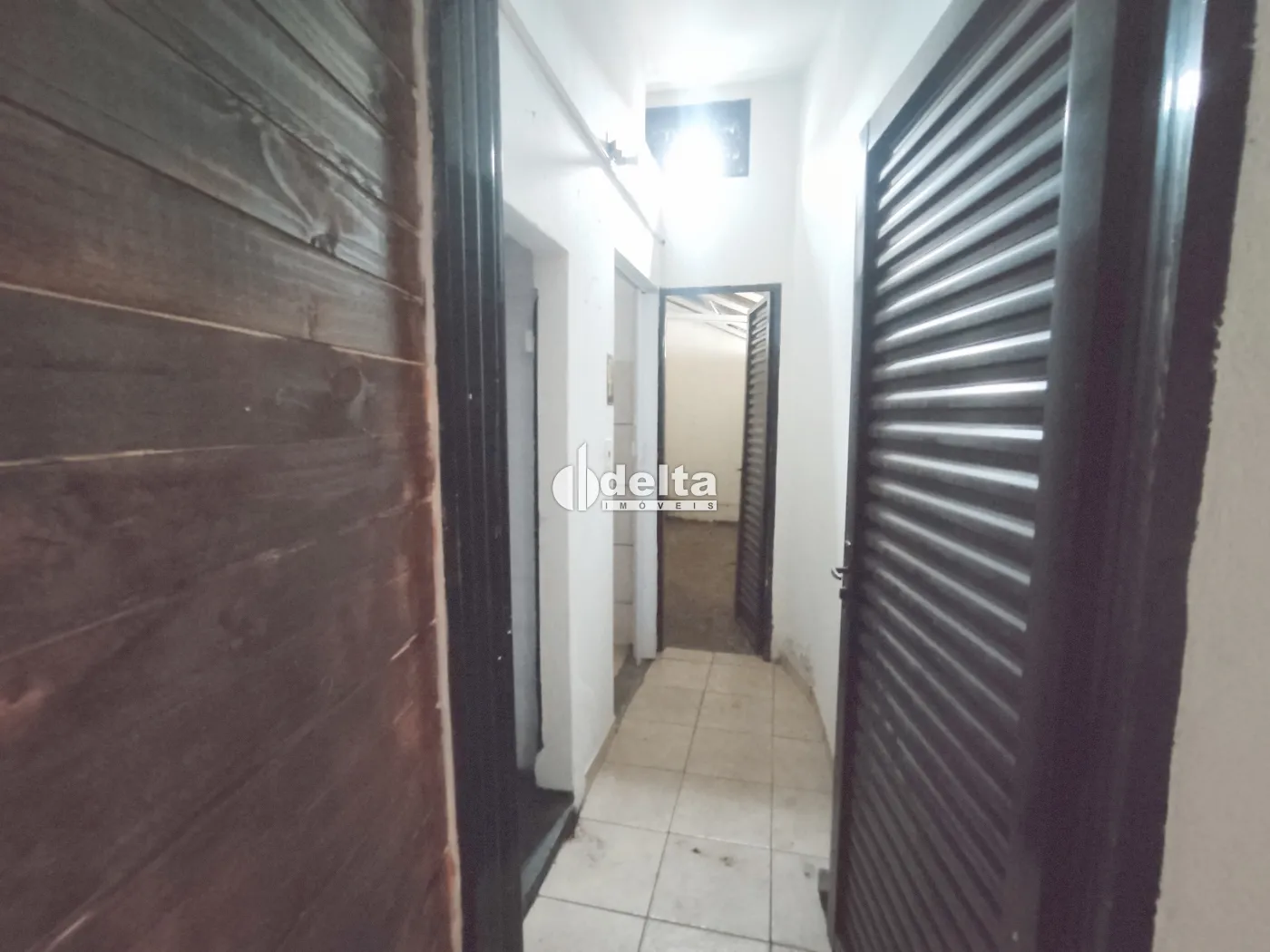 Alugar Loja / Padr&atilde;o em Uberl&acirc;ndia R$ 1.500,00 - Foto 6