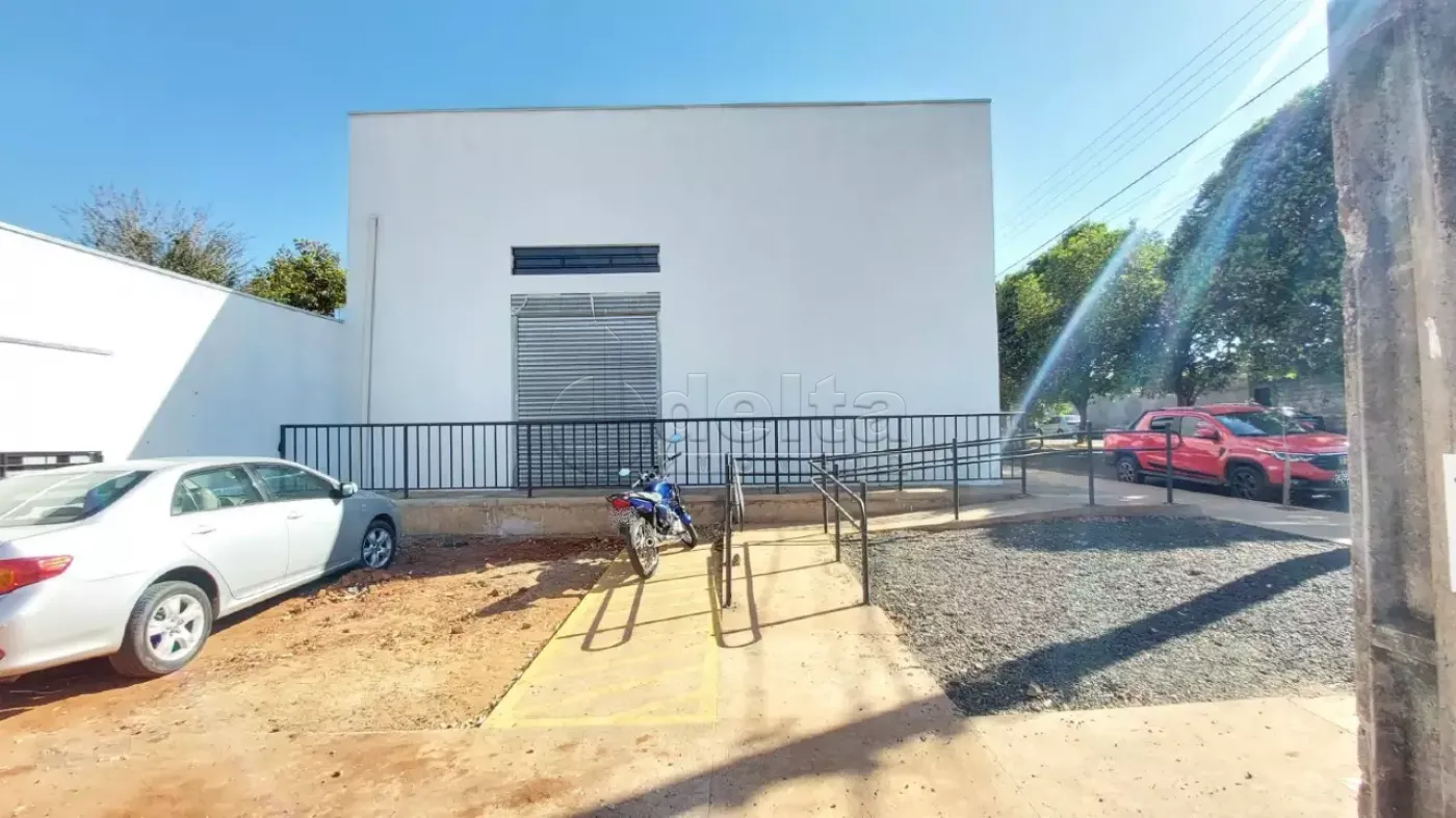 Alugar Loja / Padr&atilde;o em Uberl&acirc;ndia R$ 1.300,00 - Foto 9