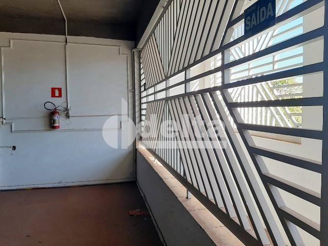 Alugar Galp&atilde;o / Padr&atilde;o em Uberl&acirc;ndia R$ 6.500,00 - Foto 10