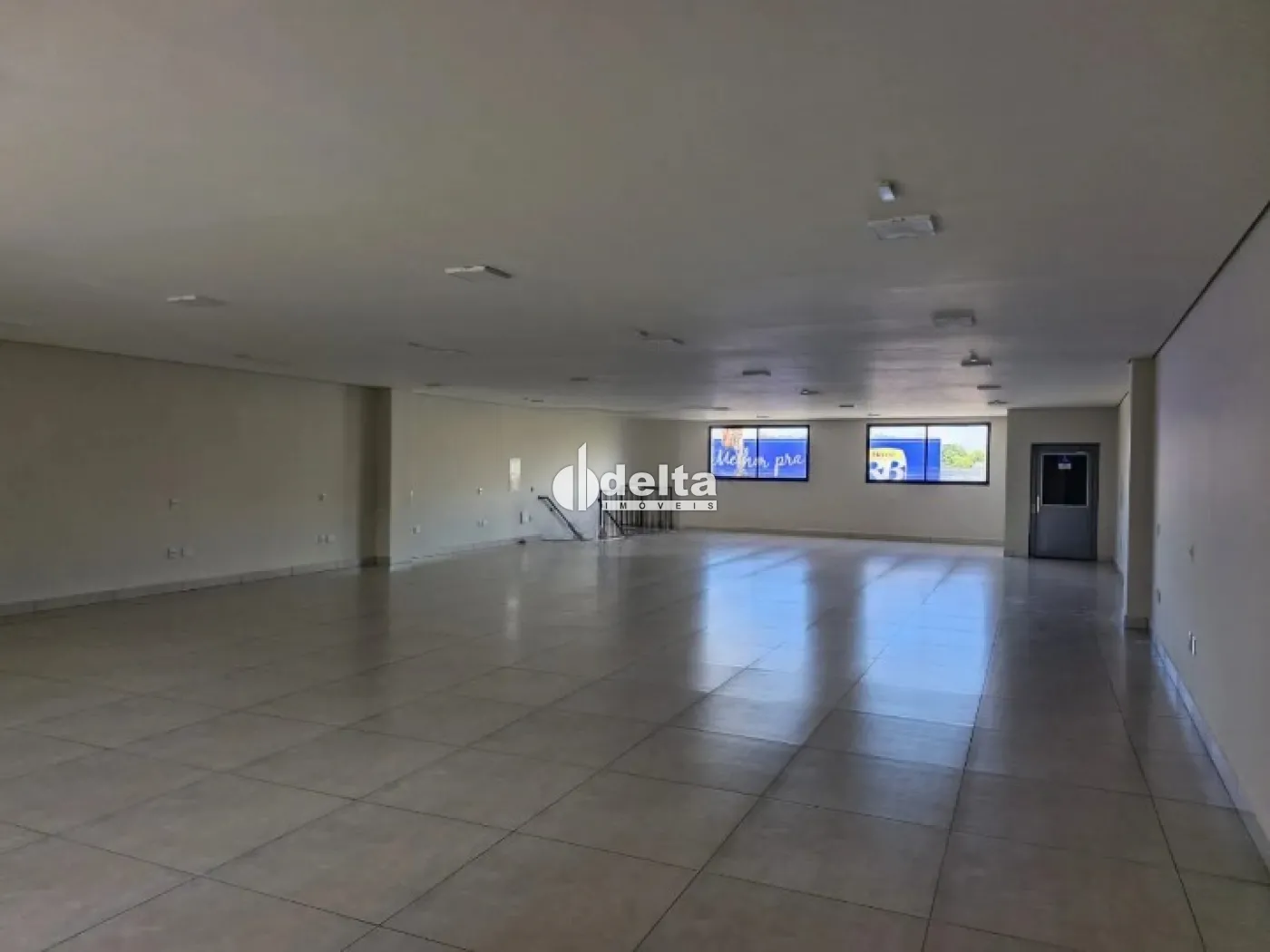 Alugar Loja / Padr&atilde;o em Uberl&acirc;ndia R$ 20.000,00 - Foto 4