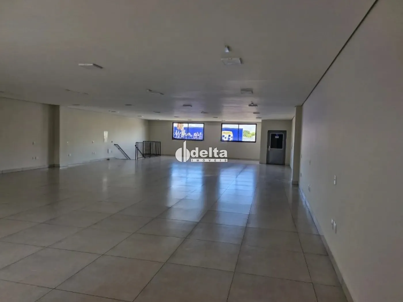 Alugar Loja / Padr&atilde;o em Uberl&acirc;ndia R$ 20.000,00 - Foto 5