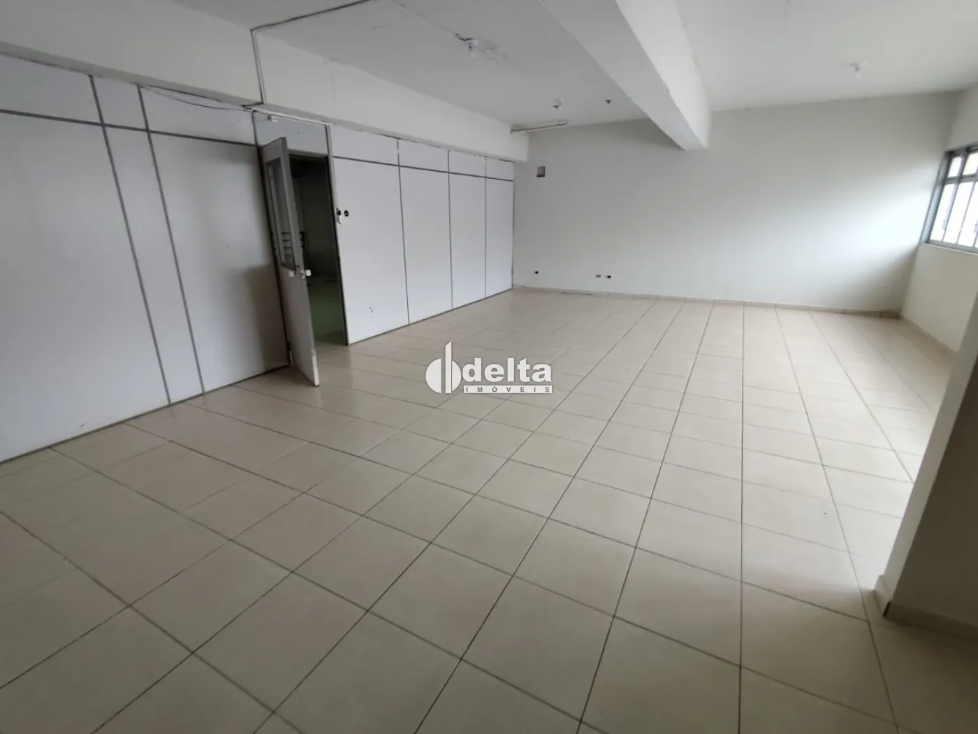 Alugar Loja / Padr&atilde;o em Uberl&acirc;ndia R$ 10.000,00 - Foto 22