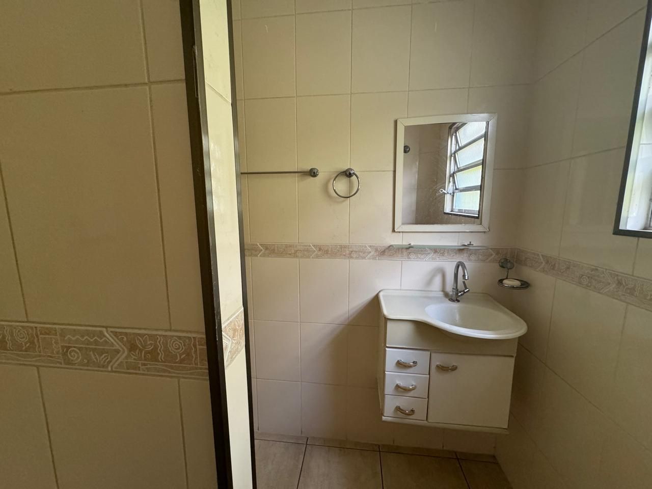 Comprar Casa / Casa em Santo Andr&eacute; R$ 390.000,00 - Foto 6