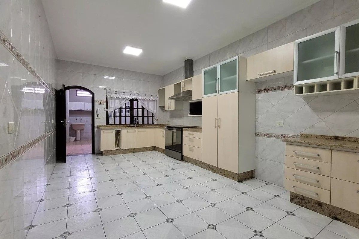 Alugar Casa / Sobrado em Santo Andr&eacute; R$ 4.500,00 - Foto 16