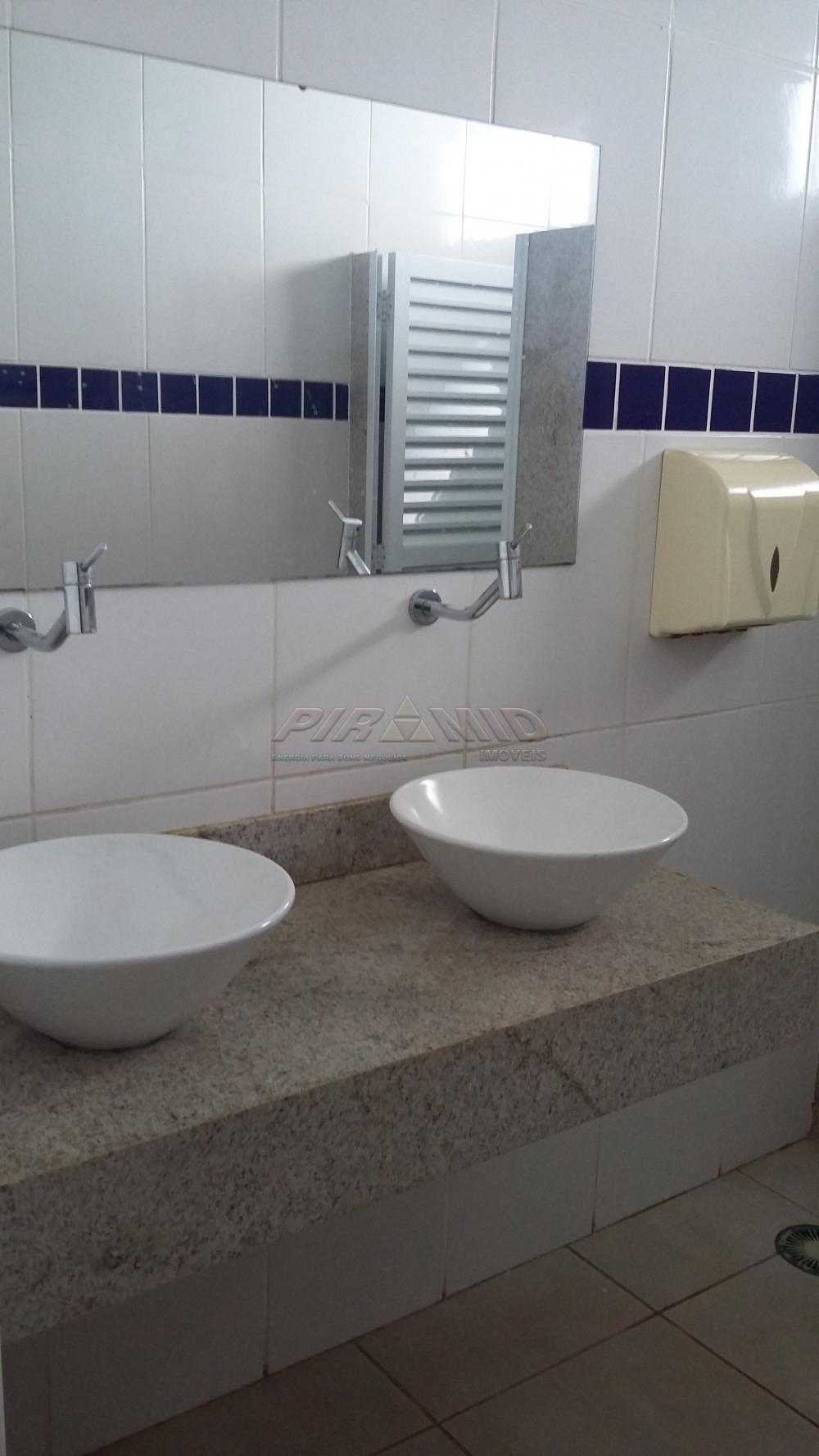 Alugar Casa / Padr&atilde;o em Ribeir&atilde;o Preto R$ 3.500,00 - Foto 20