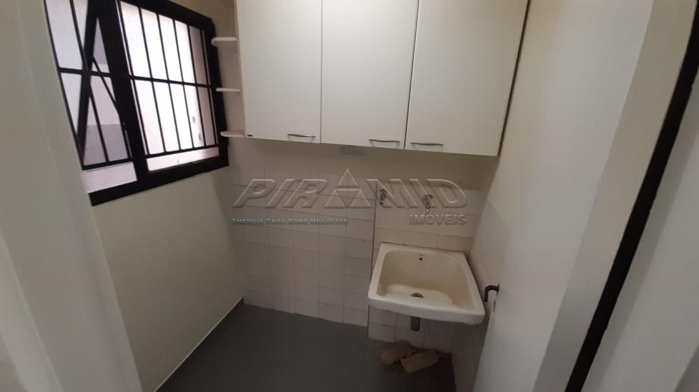 Alugar Apartamento / Padr&atilde;o em Ribeir&atilde;o Preto R$ 1.700,00 - Foto 14