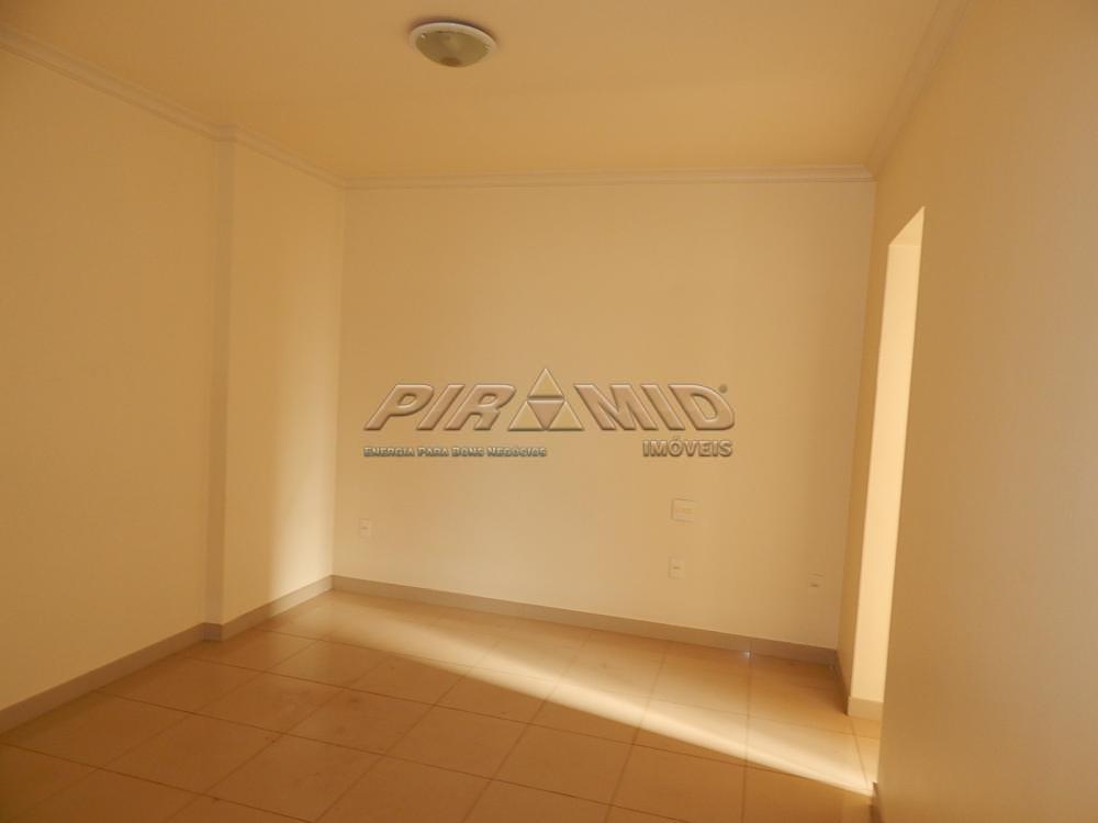Alugar Apartamento / Padr&atilde;o em Ribeir&atilde;o Preto R$ 900,00 - Foto 4