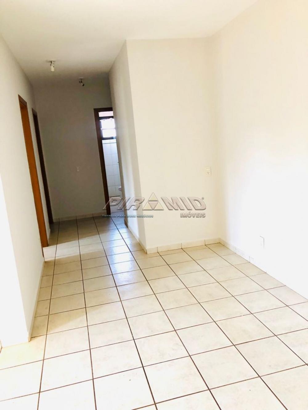 Alugar Apartamento / Padr&atilde;o em Ribeir&atilde;o Preto R$ 1.250,00 - Foto 5