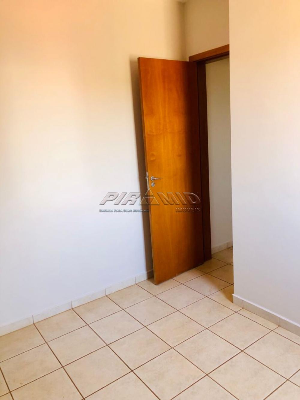 Alugar Apartamento / Padr&atilde;o em Ribeir&atilde;o Preto R$ 1.250,00 - Foto 15