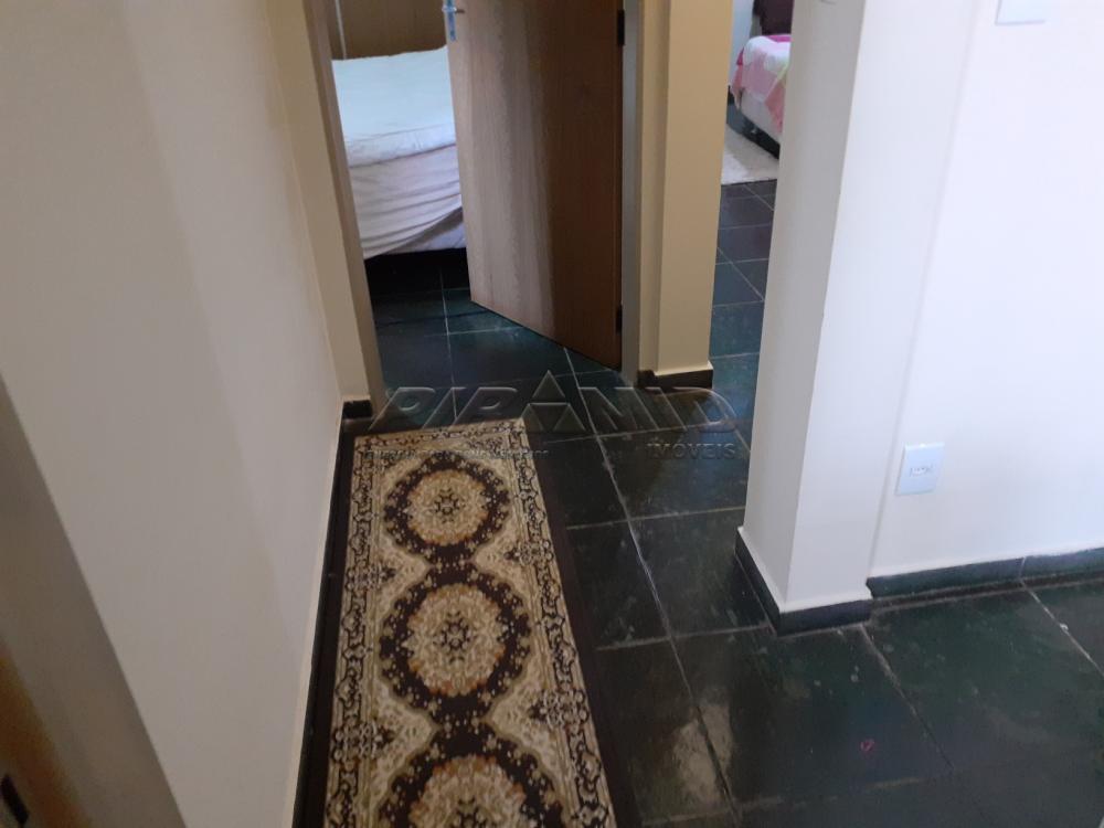 Alugar Apartamento / Padr&atilde;o em Ribeir&atilde;o Preto R$ 950,00 - Foto 4