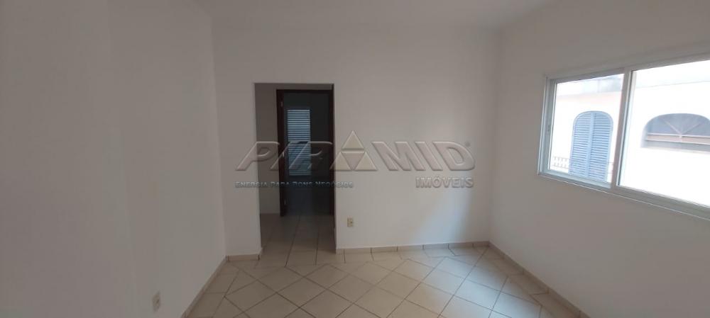 Alugar Apartamento / Padr&atilde;o em Ribeir&atilde;o Preto R$ 1.350,00 - Foto 2