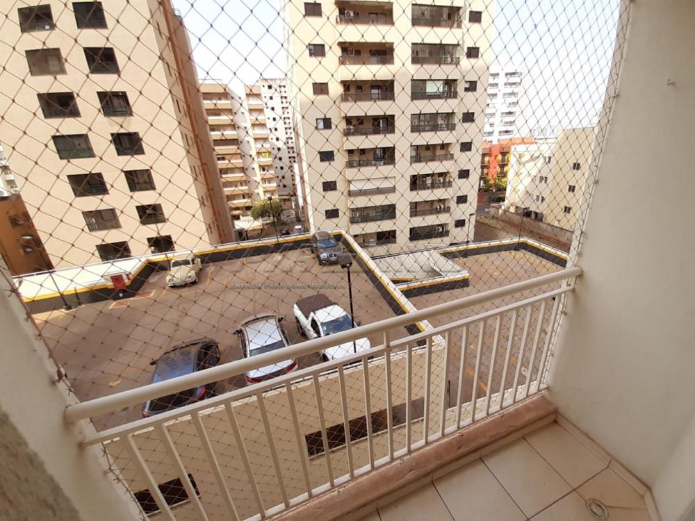 Alugar Apartamento / Padr&atilde;o em Ribeir&atilde;o Preto R$ 1.600,00 - Foto 11