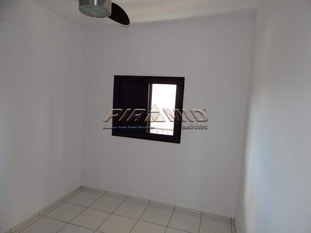 Alugar Apartamento / Padr&atilde;o em Ribeir&atilde;o Preto R$ 1.200,00 - Foto 5