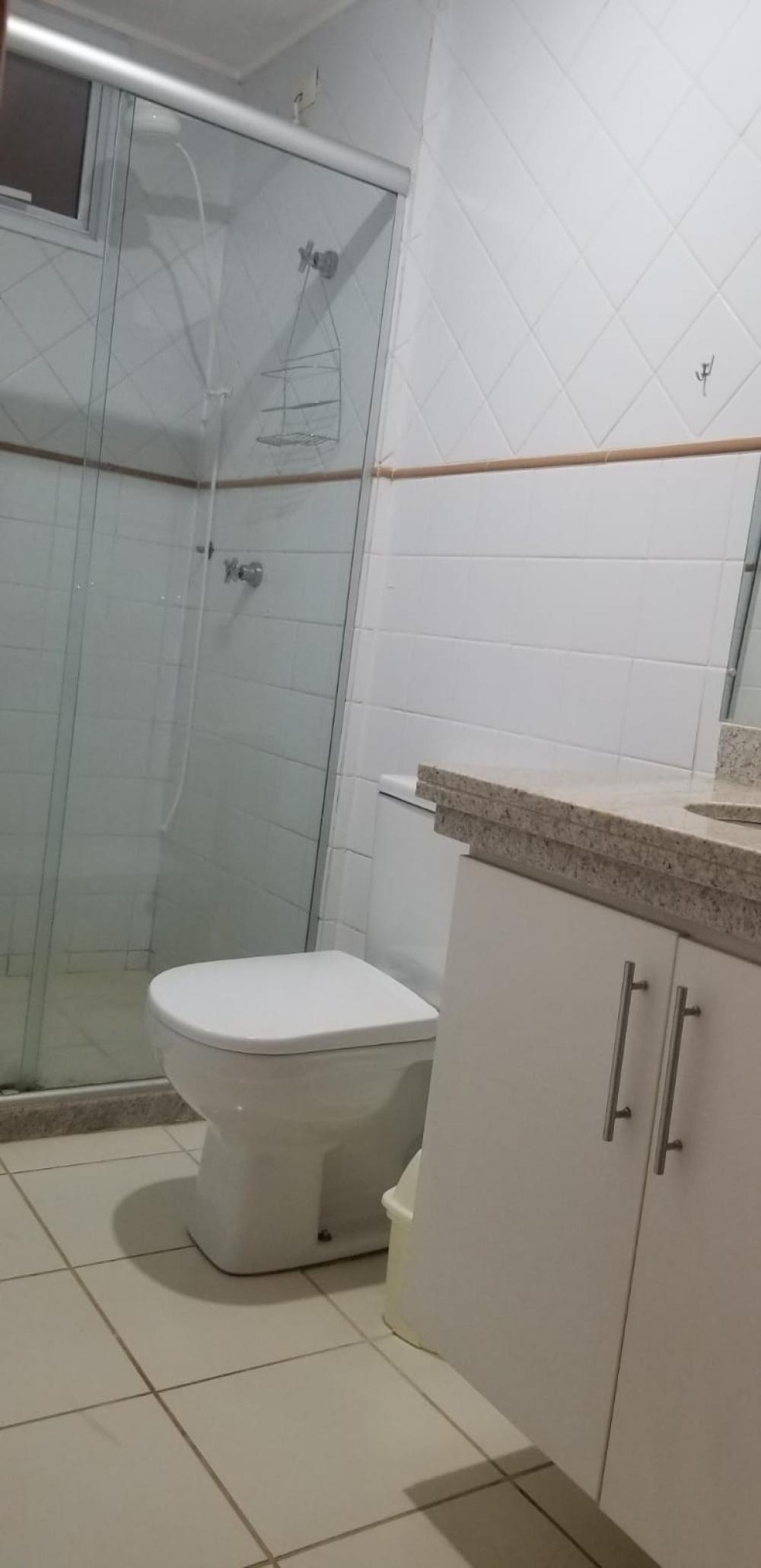 Alugar Apartamento / Padr&atilde;o em Ribeir&atilde;o Preto R$ 1.600,00 - Foto 6