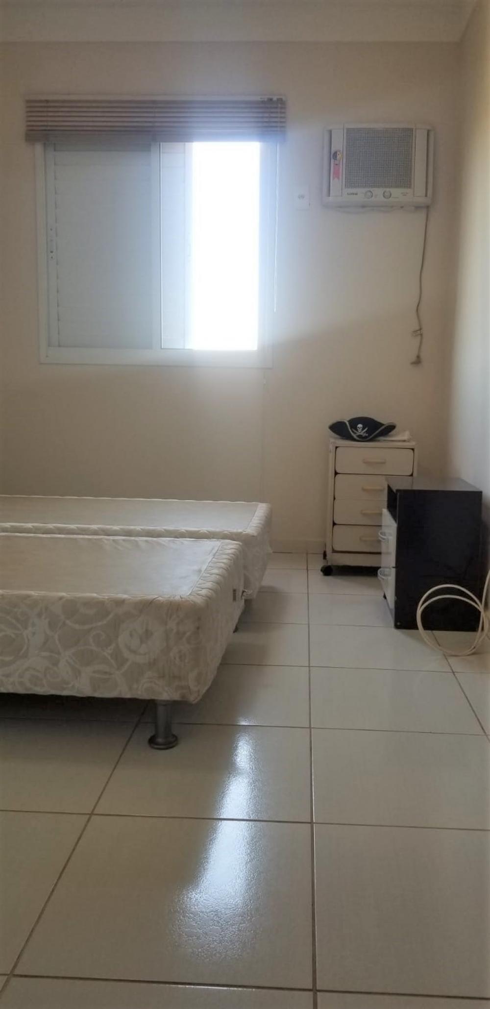 Alugar Apartamento / Padr&atilde;o em Ribeir&atilde;o Preto R$ 1.600,00 - Foto 7