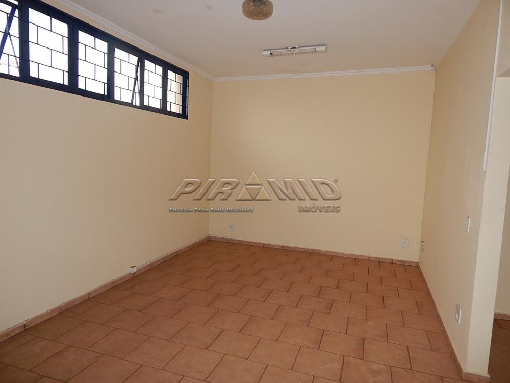 Alugar Casa / Padr&atilde;o em Ribeir&atilde;o Preto R$ 1.700,00 - Foto 4