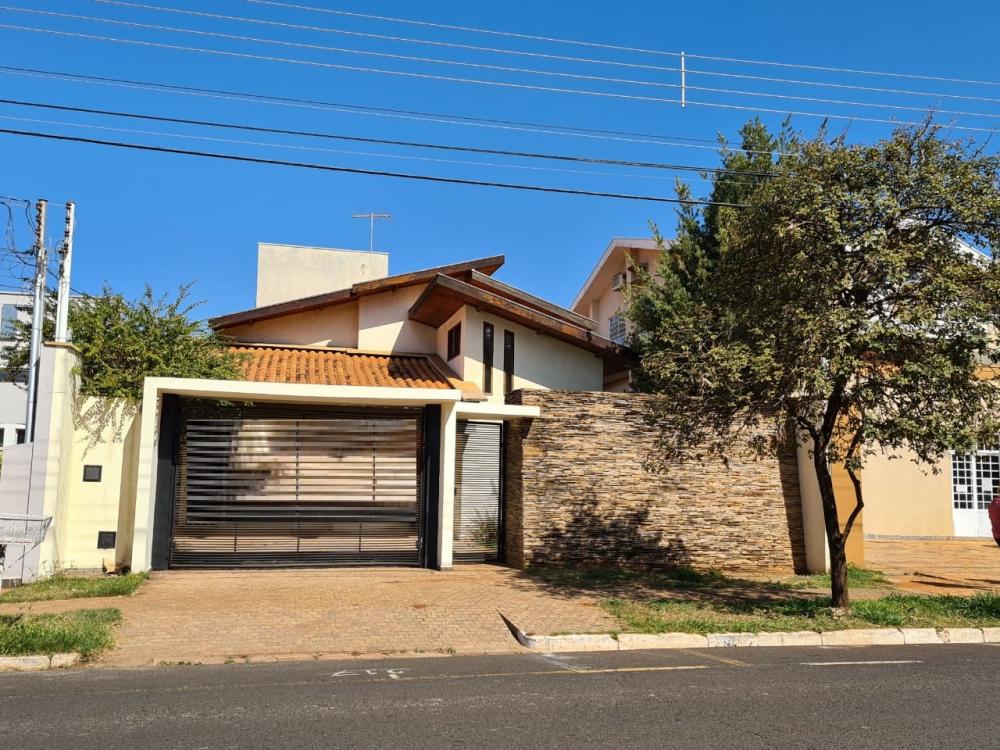 Alugar Casa / Padr&atilde;o em Ribeir&atilde;o Preto R$ 6.000,00 - Foto 3