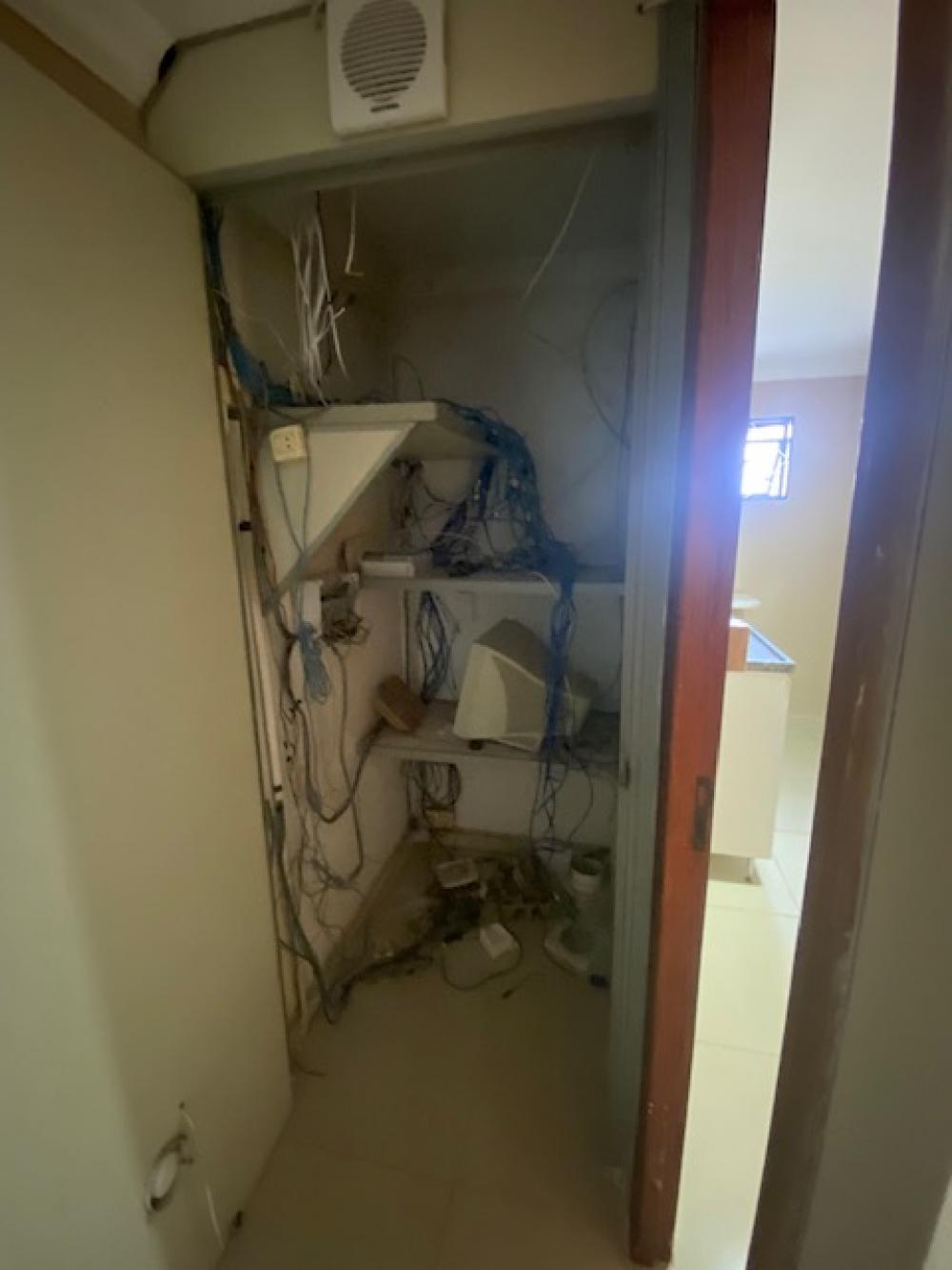 Alugar Comercial / Sal&atilde;o em Ribeir&atilde;o Preto R$ 4.000,00 - Foto 24