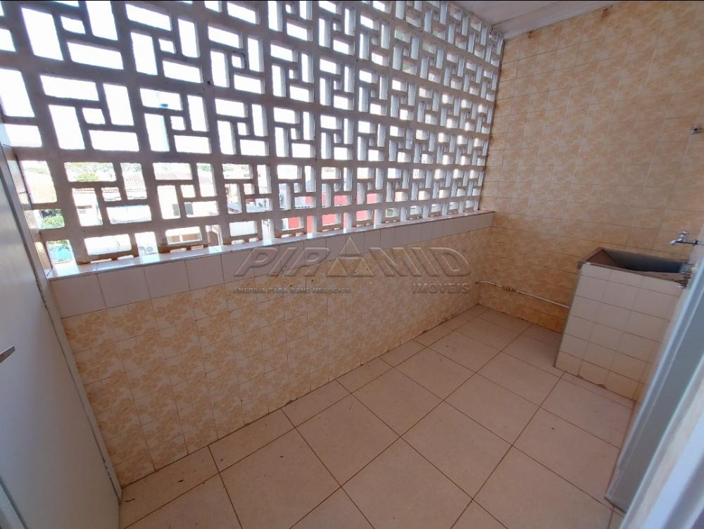 Alugar Apartamento / Padr&atilde;o em Ribeir&atilde;o Preto R$ 1.200,00 - Foto 15