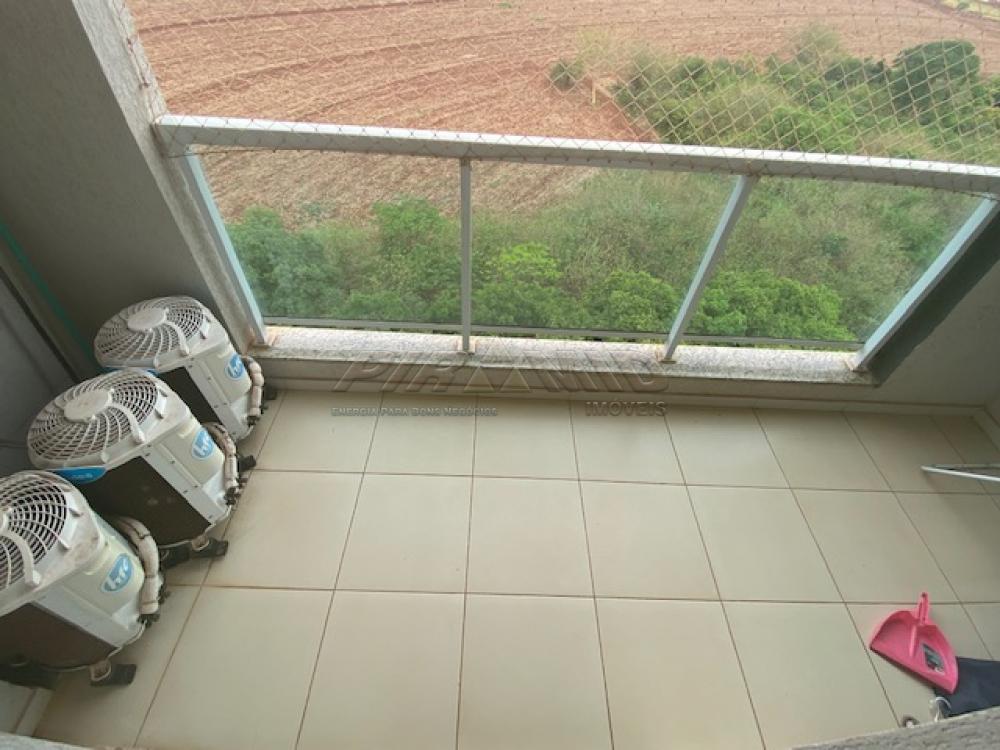 Alugar Apartamento / Padr&atilde;o em Ribeir&atilde;o Preto R$ 1.650,00 - Foto 4