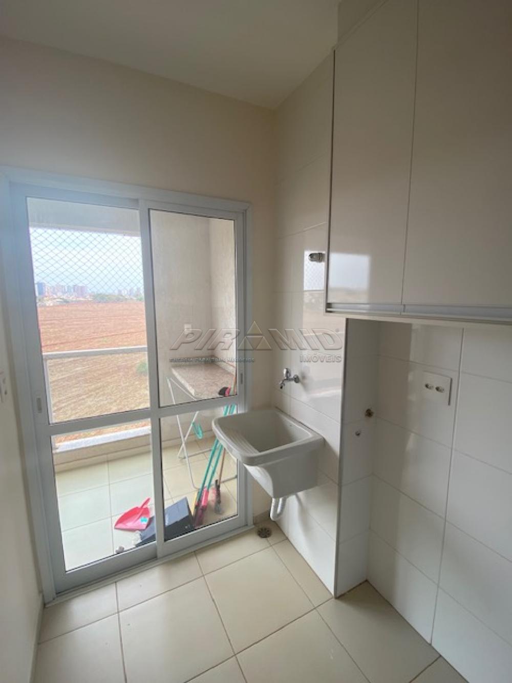 Alugar Apartamento / Padr&atilde;o em Ribeir&atilde;o Preto R$ 1.650,00 - Foto 14