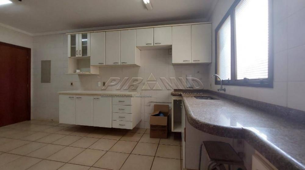 Alugar Apartamento / Padr&atilde;o em Ribeir&atilde;o Preto R$ 1.900,00 - Foto 11