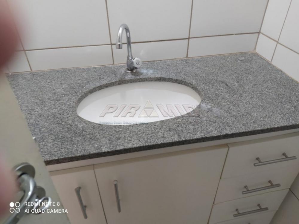 Alugar Apartamento / Cobertura em Ribeir&atilde;o Preto R$ 1.000,00 - Foto 18