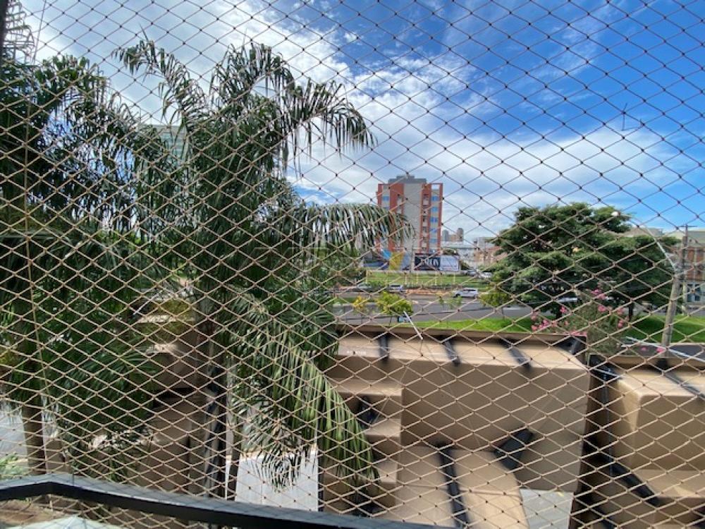 Alugar Apartamento / Padr&atilde;o em Ribeir&atilde;o Preto R$ 850,00 - Foto 11