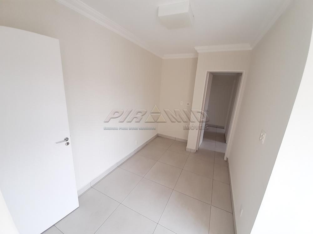 Alugar Apartamento / Padr&atilde;o em Ribeir&atilde;o Preto R$ 1.700,00 - Foto 3