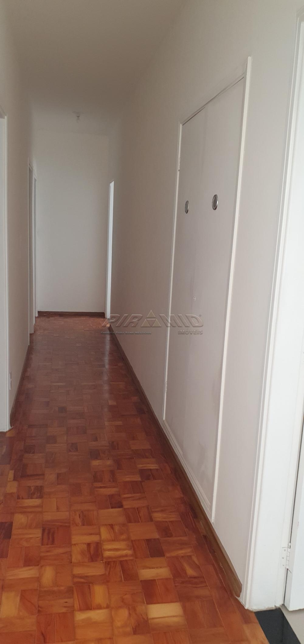 Alugar Apartamento / Padr&atilde;o em Ribeir&atilde;o Preto R$ 1.500,00 - Foto 4