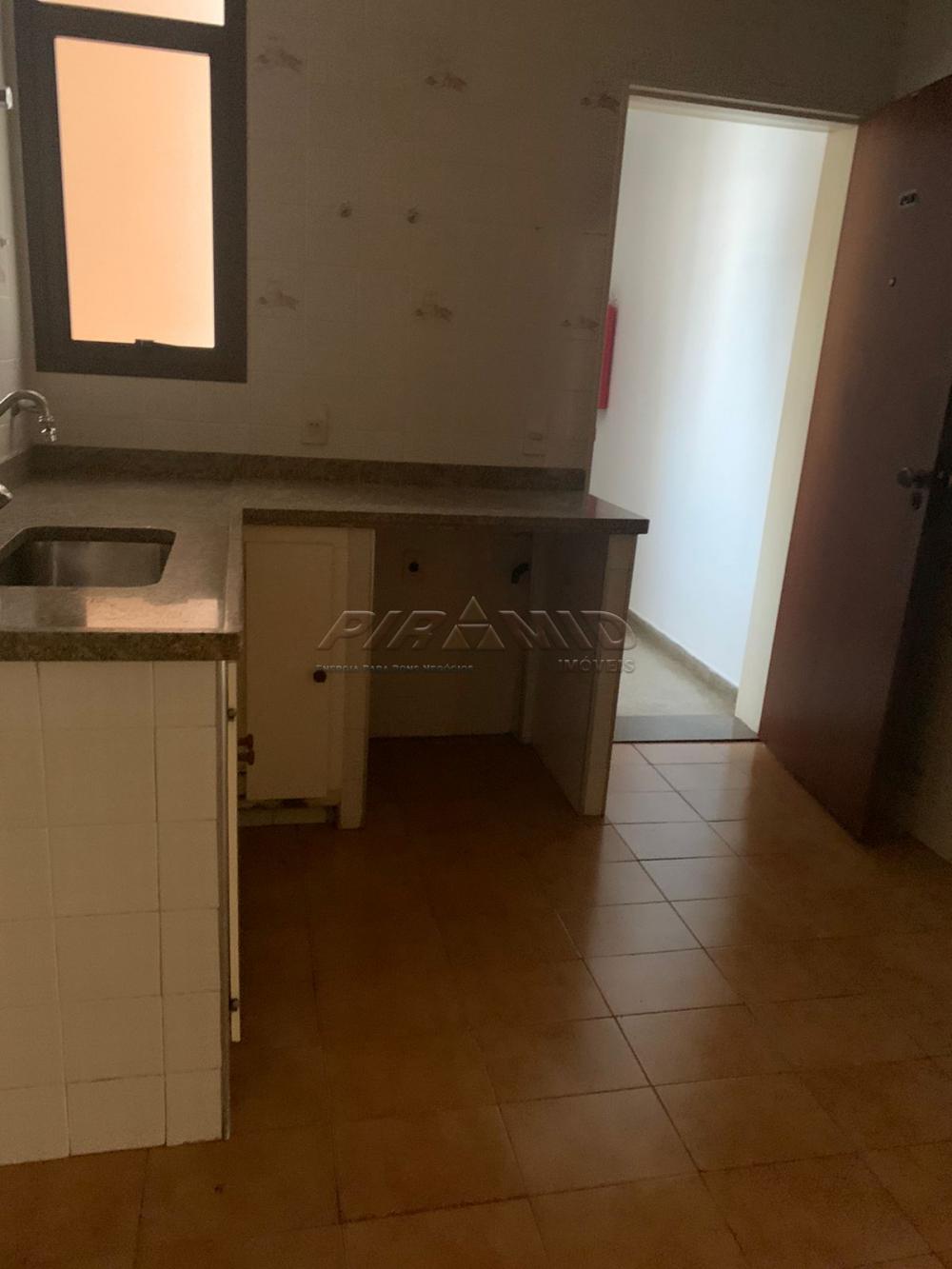 Alugar Apartamento / Padr&atilde;o em Ribeir&atilde;o Preto R$ 1.800,00 - Foto 17