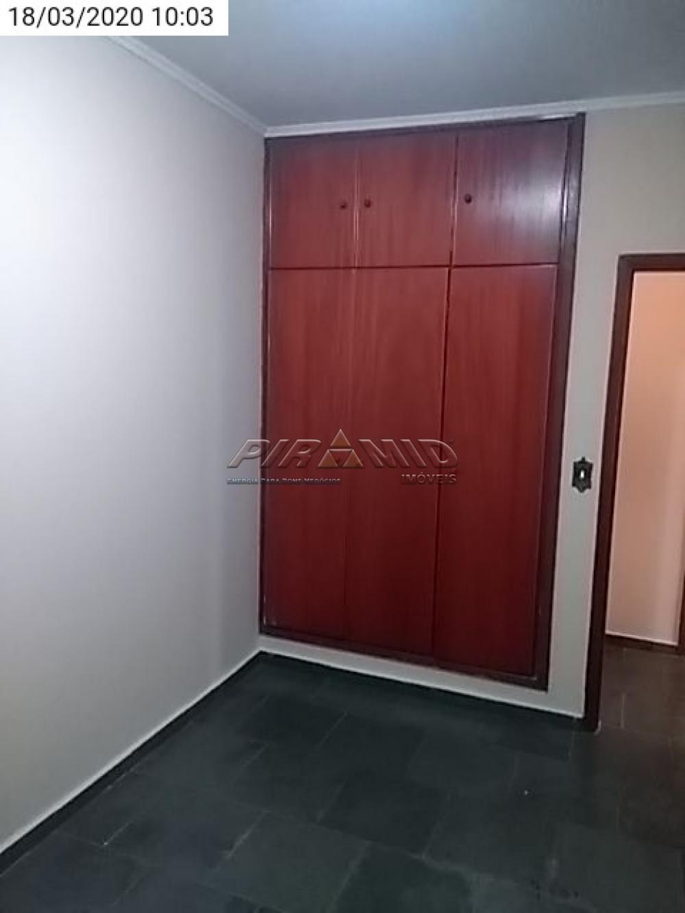 Alugar Apartamento / Padr&atilde;o em Ribeir&atilde;o Preto R$ 1.200,00 - Foto 4