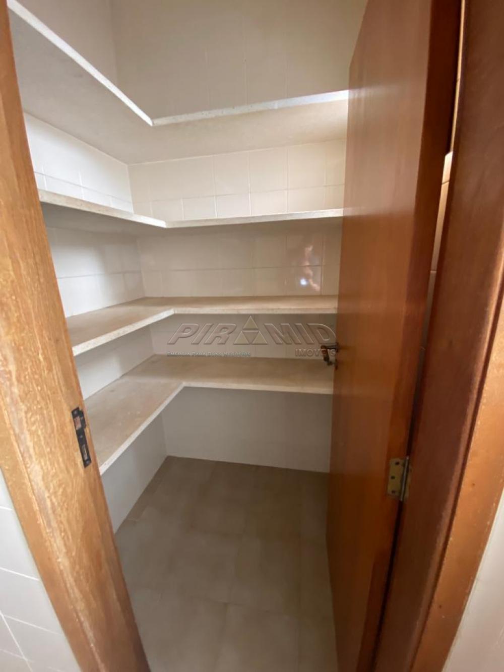 Alugar Apartamento / Padr&atilde;o em Ribeir&atilde;o Preto R$ 1.000,00 - Foto 13