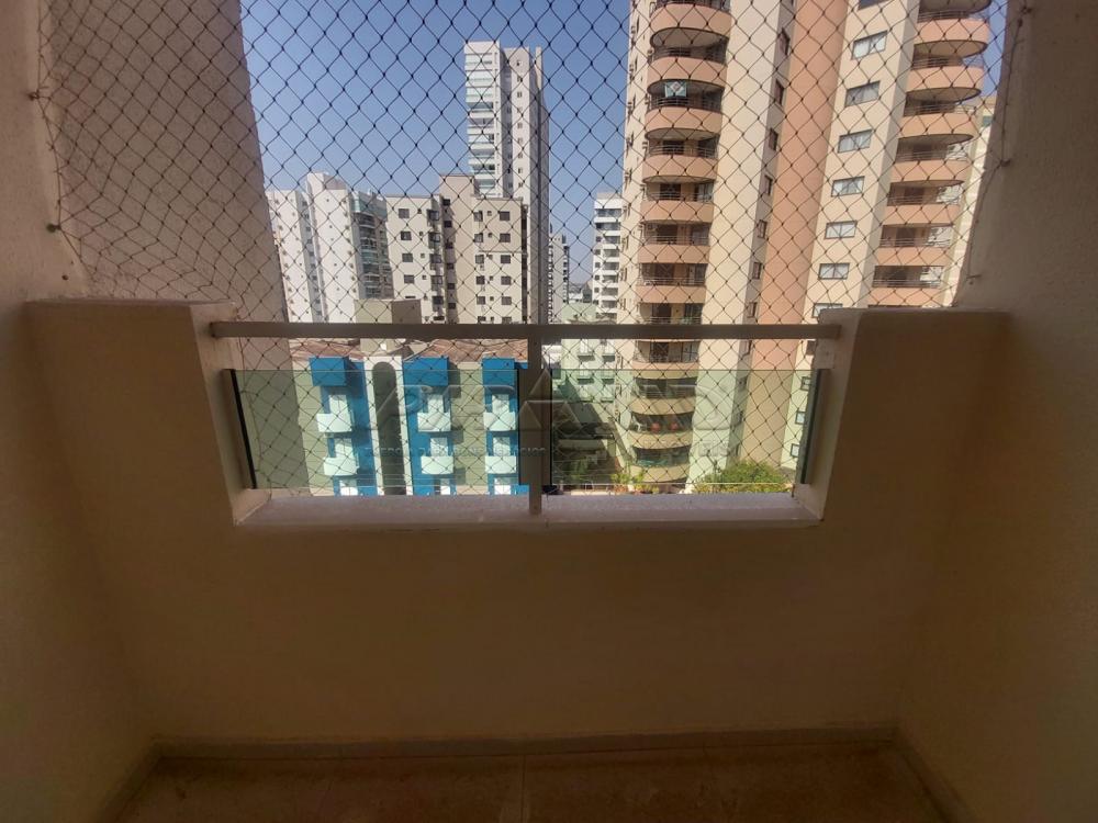 Alugar Apartamento / Padr&atilde;o em Ribeir&atilde;o Preto R$ 1.200,00 - Foto 3