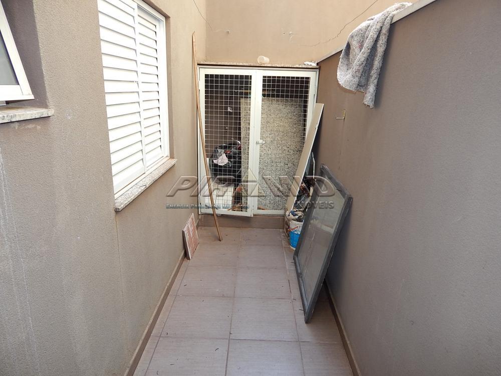 Alugar Apartamento / Padr&atilde;o em Ribeir&atilde;o Preto R$ 1.200,00 - Foto 13