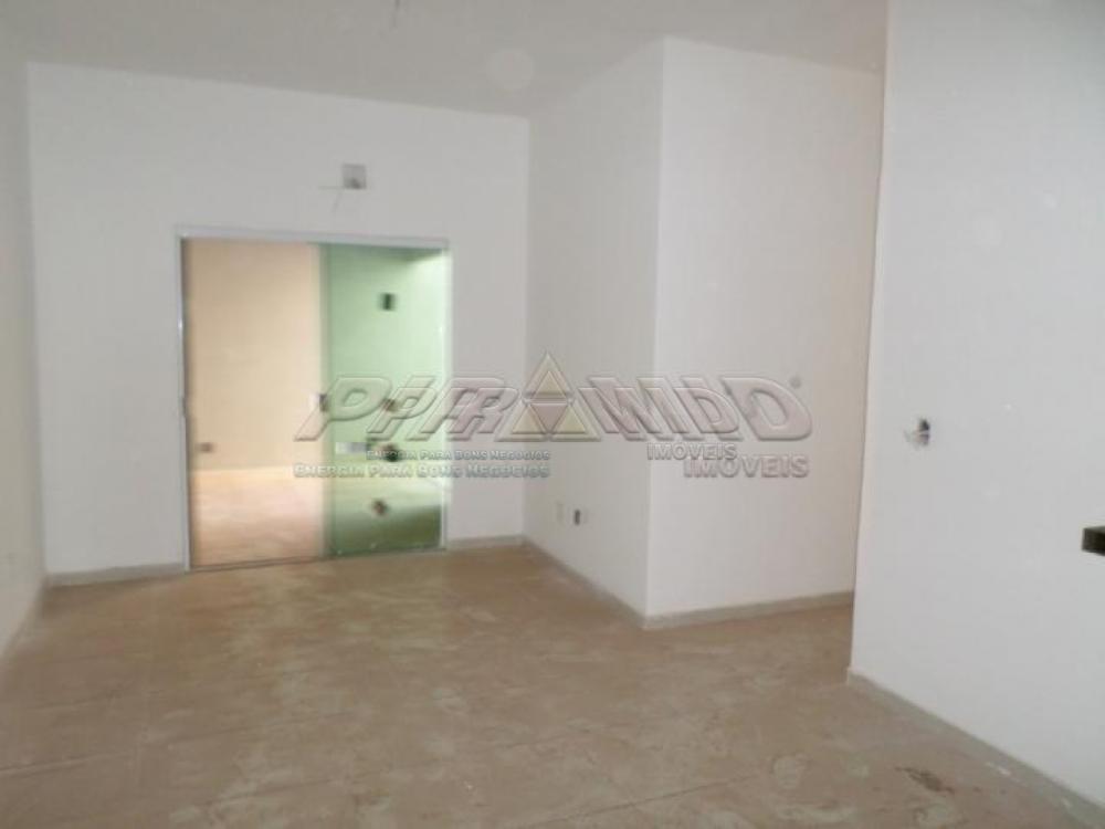 Alugar Apartamento / Padr&atilde;o em Ribeir&atilde;o Preto R$ 1.200,00 - Foto 1
