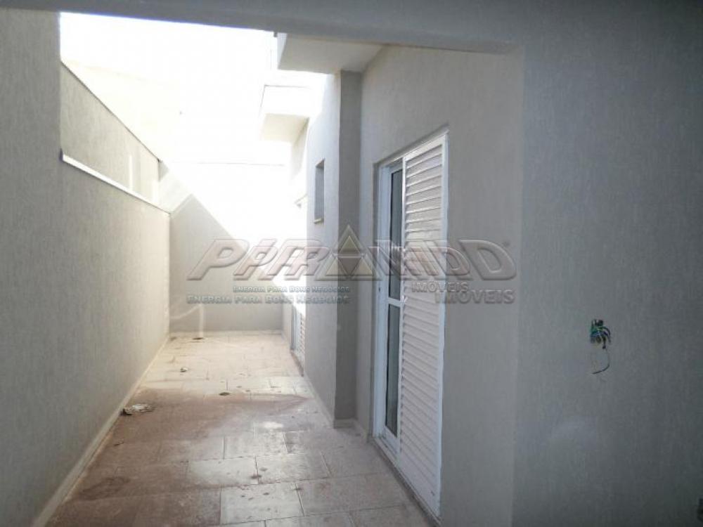 Alugar Apartamento / Padr&atilde;o em Ribeir&atilde;o Preto R$ 1.200,00 - Foto 4