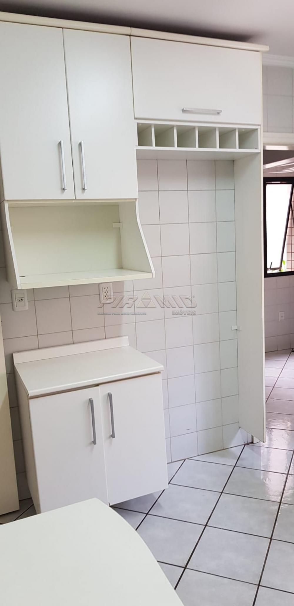 Alugar Apartamento / Padr&atilde;o em Ribeir&atilde;o Preto R$ 1.100,00 - Foto 18